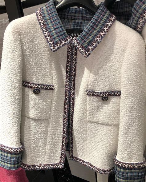 chanel tweed jacket 2020